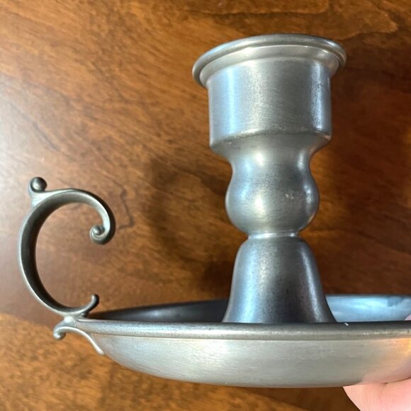 Web Early American Pewter Candlestick Holder w. Etched Glass Hurricane Shade - Picture 6 of 6